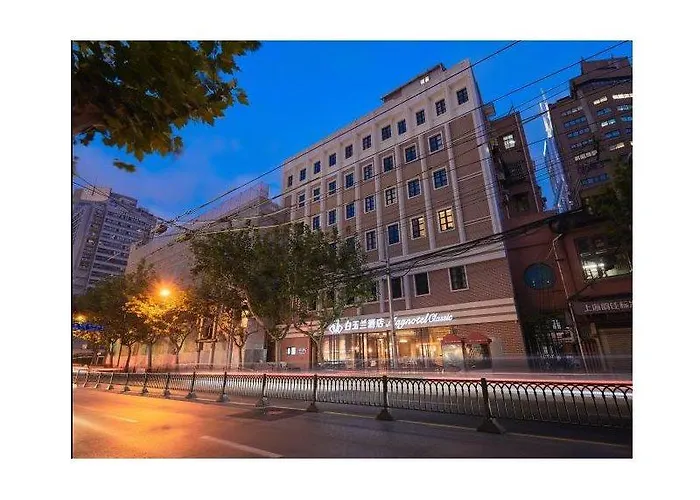 Magnotel Hotel